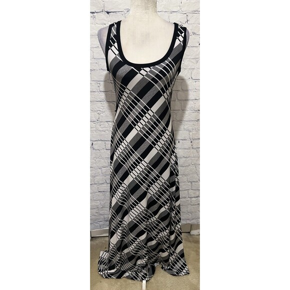 Calvin Klein Women's Sleeveless Maxi Dress in a black and white plaid  Size 4 - Picture 1 of 6